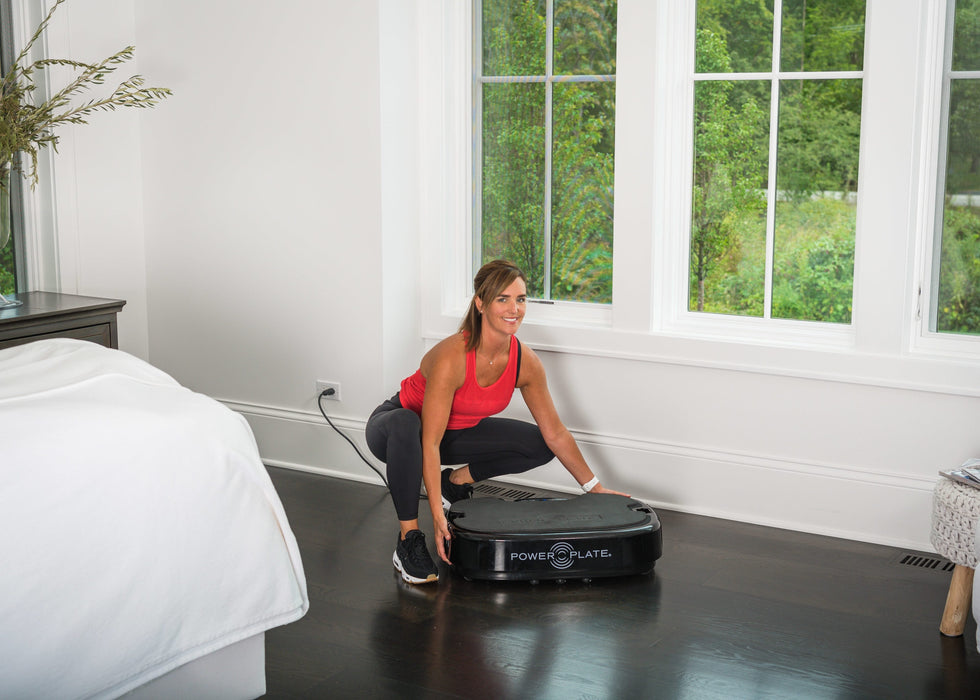 Personal Power Plate® Compact and lightweight, the Personal Power Plate is a multi-benefit exercise tool that helps you reach all of your body goals, both faster and more effectively.  Delivering the gold standard in whole-body vibration technology, the Personal Power Plate has a set frequency of 35Hz, a 30- or 60- second timer, a strap set, rubber mat, power cord, and a remote control for easy operation.  Space-saving and column-free