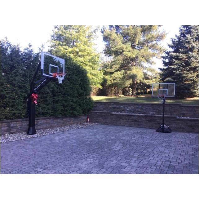 Ironclad 60" Triple Threat Adjustable Height Basketball Hoop FCH664–XL The FullCourt FCH664–XL is truly top of the line! This unit provides all the performance of our largest hoops with a slightly downsized 42"x60" backboard. The 6" post has a 48" offset, 60" tempered glass backboard and our ClearView backboard mounting design just like the pros play on! 